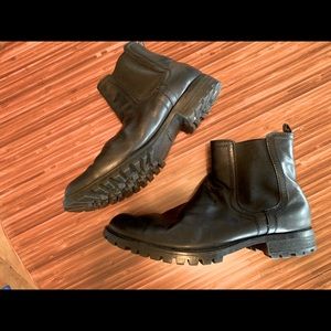 Kenneth Cole Reaction Leather Chelsea Boots